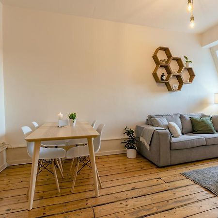 Eigene Wohnung Im Stadtzentrum Mit Wunderschoener Dachterrasse Biel Exteriör bild